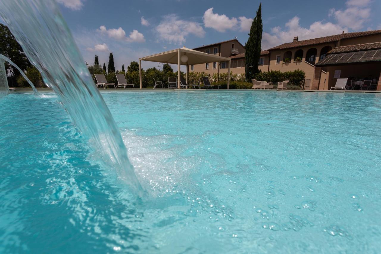 Resort Casale Le Torri Ponsacco Εξωτερικό φωτογραφία
