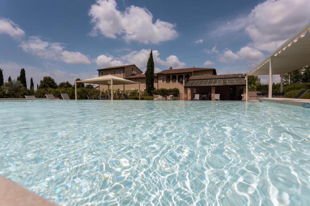 Resort Casale Le Torri Ponsacco Εξωτερικό φωτογραφία