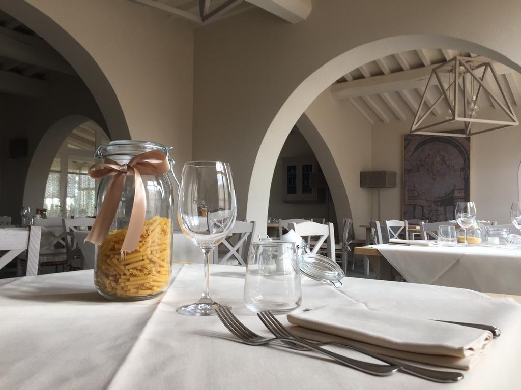 Resort Casale Le Torri Ponsacco Εξωτερικό φωτογραφία