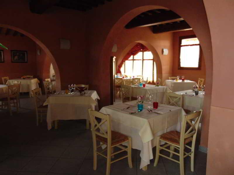 Resort Casale Le Torri Ponsacco Εξωτερικό φωτογραφία