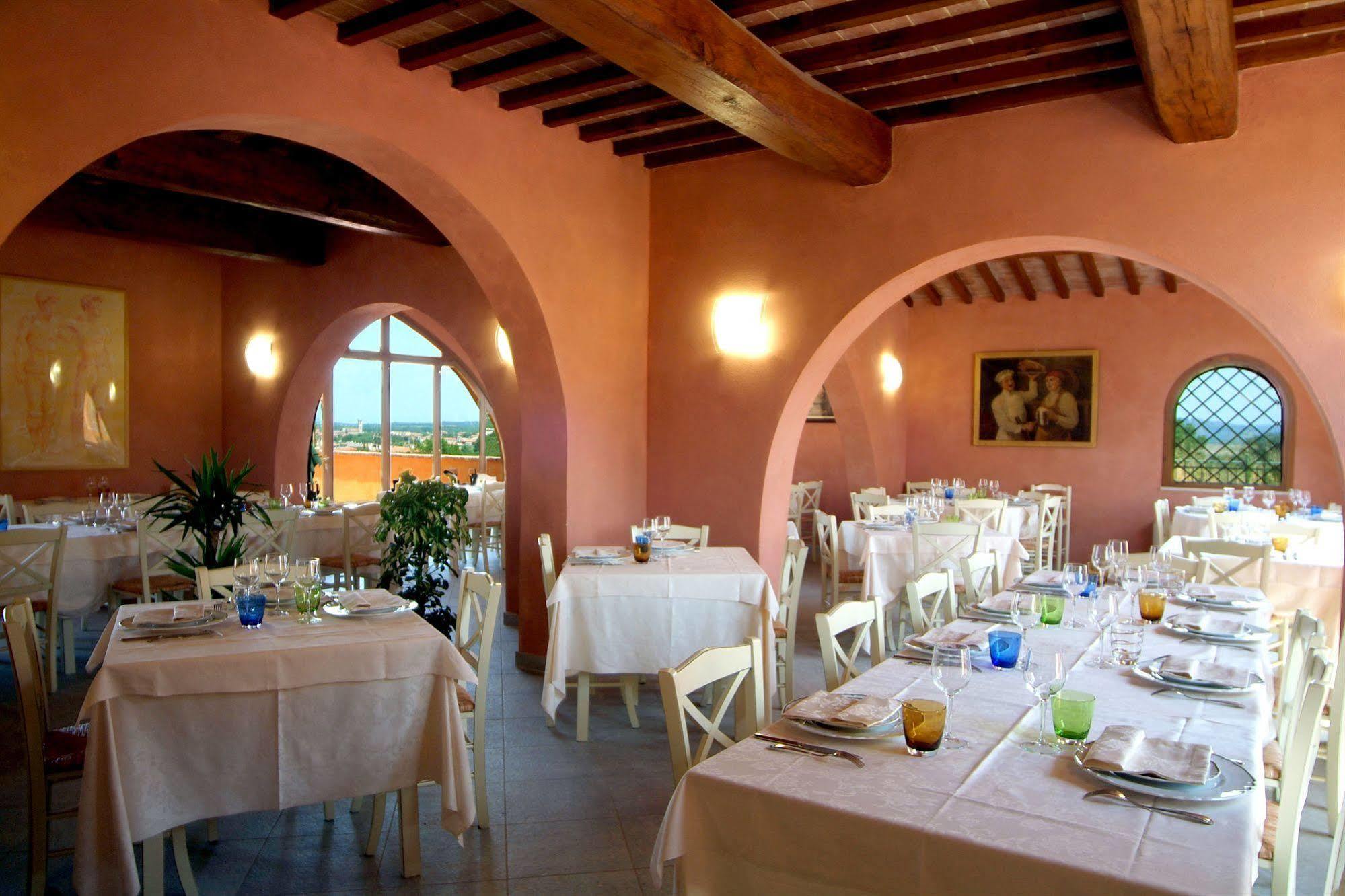 Resort Casale Le Torri Ponsacco Εξωτερικό φωτογραφία