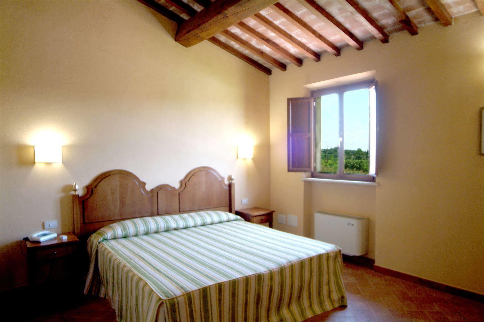 Resort Casale Le Torri Ponsacco Εξωτερικό φωτογραφία
