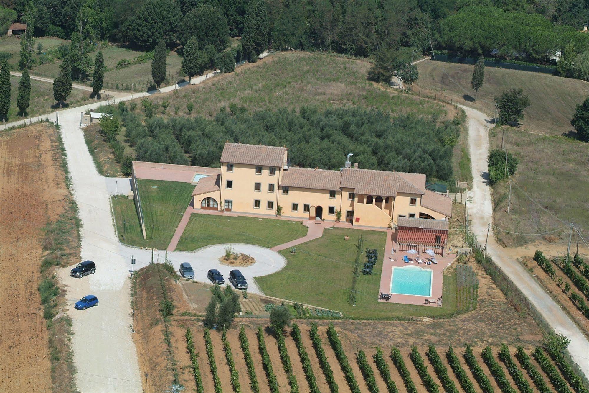 Resort Casale Le Torri Ponsacco Εξωτερικό φωτογραφία